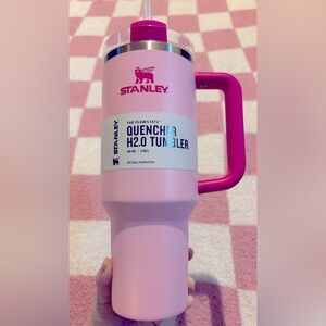 Stanley Limited Edition Pink FlowState Quencher 40oz Tumbler